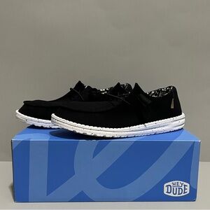 Womens Hey Dudes Wendy Basic Black Odyssey Size 8 New In Box Style #40053-OYF